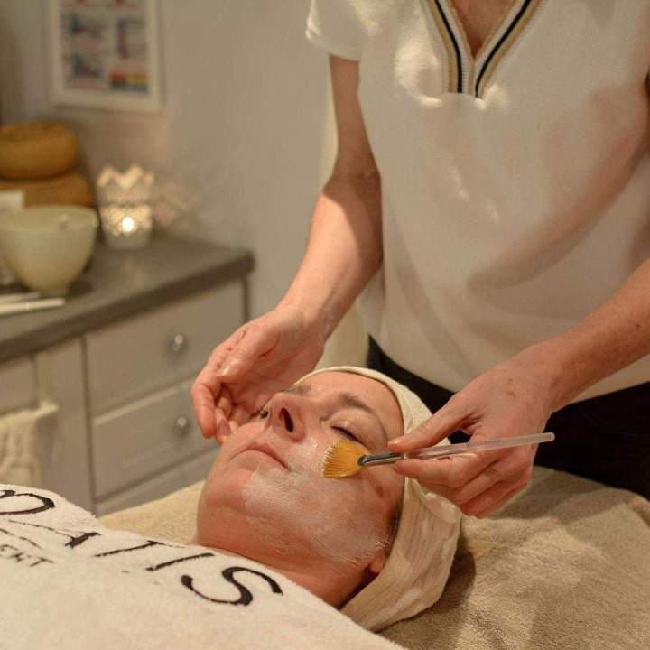 Traitement et soins visage Sèvres